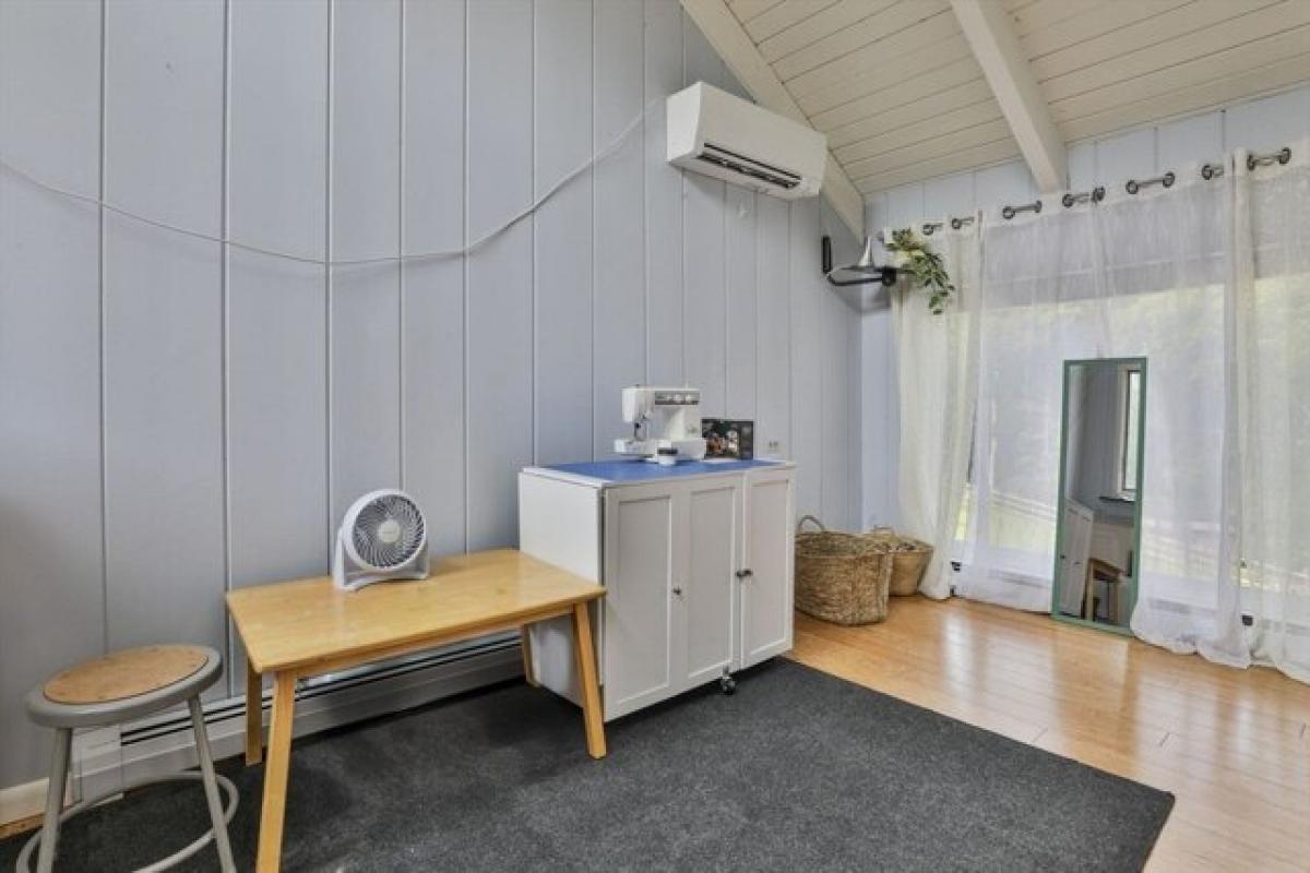 Picture of Home For Sale in Harvard, Massachusetts, United States