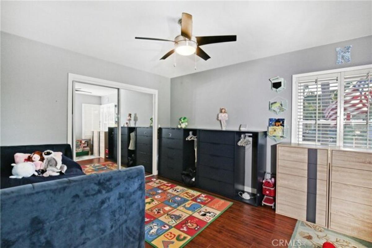 Picture of Home For Sale in Downey, California, United States