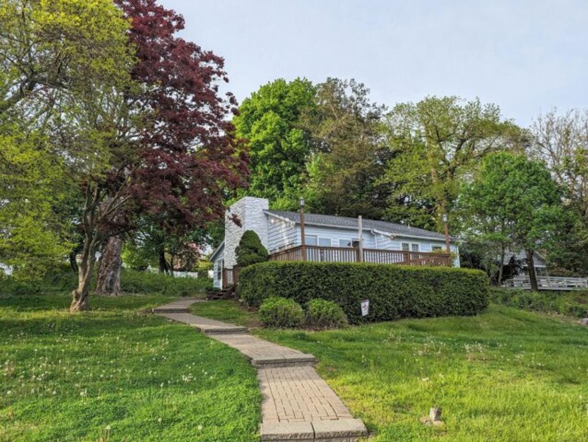 Picture of Home For Rent in Brookfield, Connecticut, United States