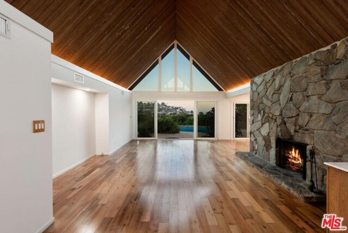 Picture of Home For Rent in Malibu, California, United States