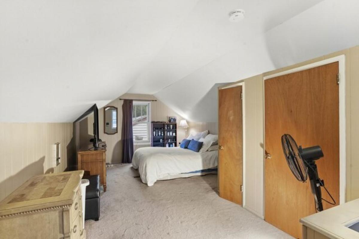 Picture of Home For Sale in Lansing, Illinois, United States