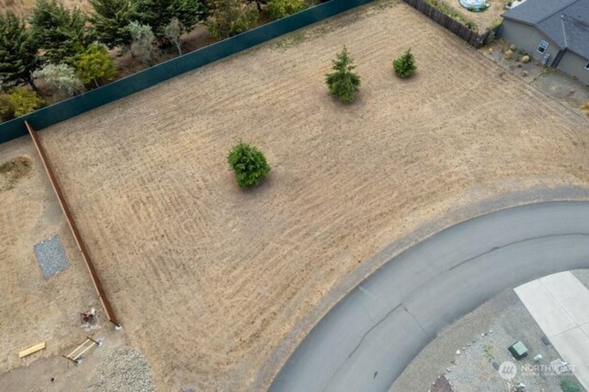 Picture of Residential Land For Sale in Sequim, Washington, United States