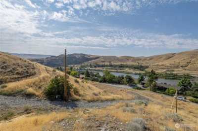 Residential Land For Sale in Pateros, Washington