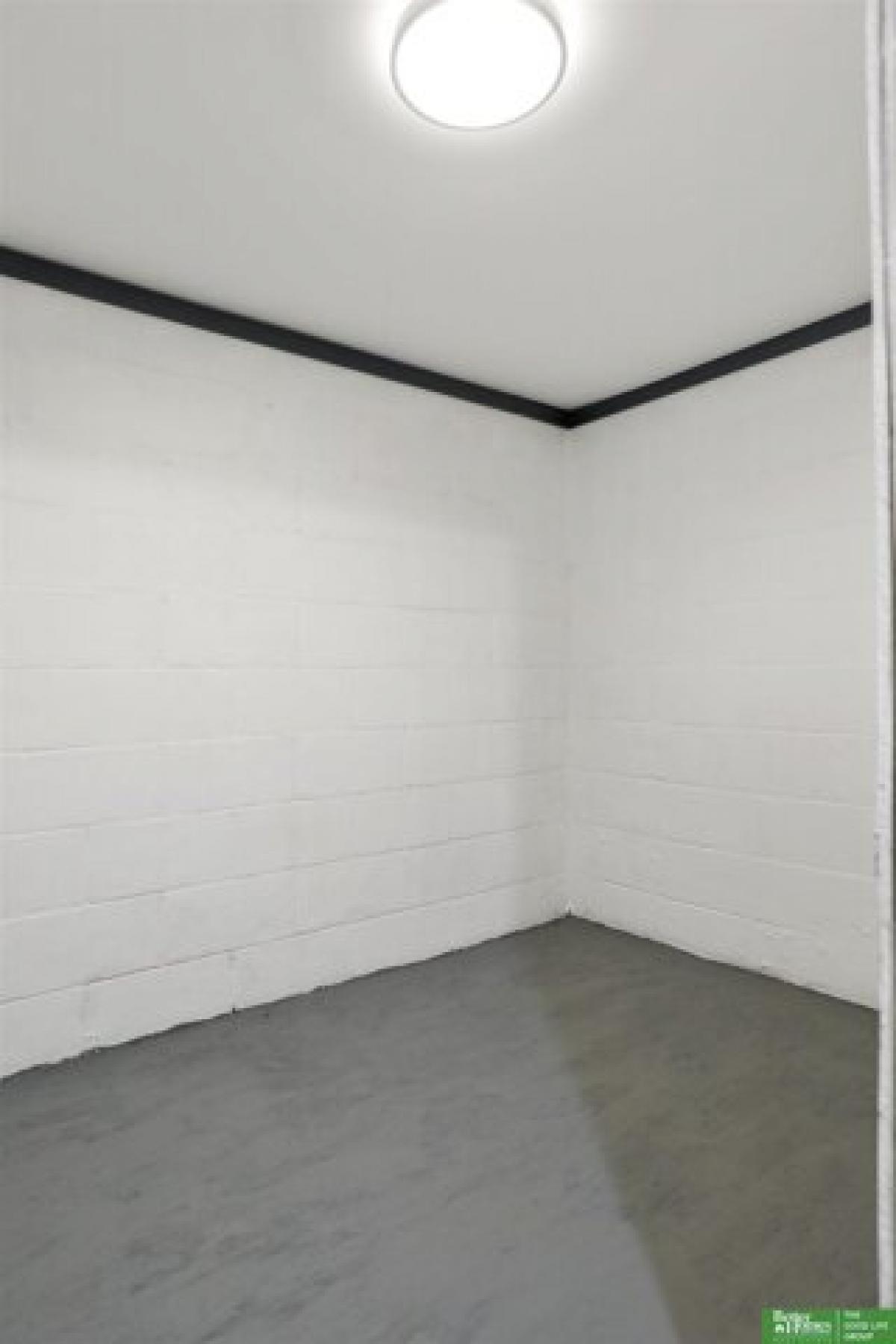 Picture of Home For Sale in Bellevue, Nebraska, United States