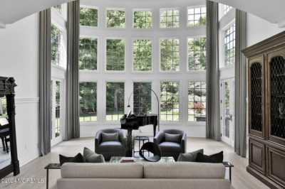 Home For Sale in Colts Neck, New Jersey