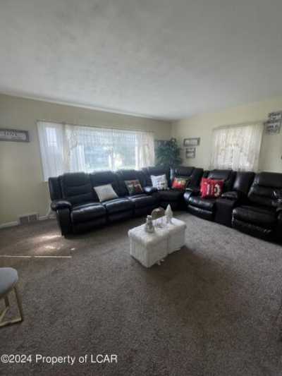 Home For Sale in Mountain Top, Pennsylvania