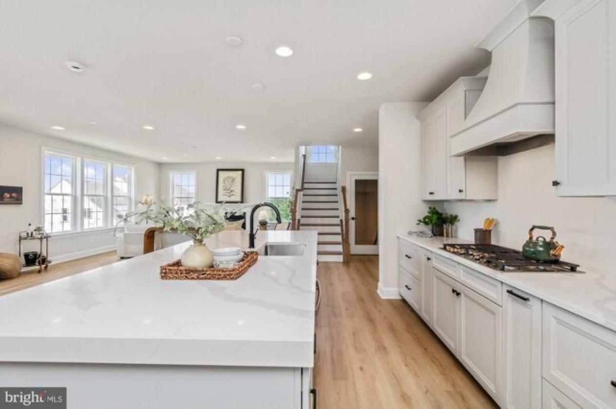 Picture of Home For Sale in Mount Airy, Maryland, United States