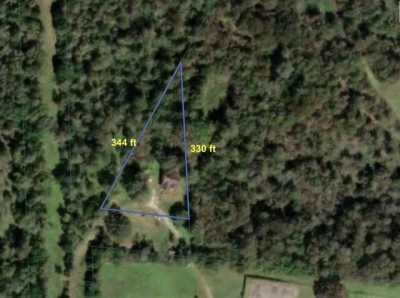 Residential Land For Sale in Luling, Texas