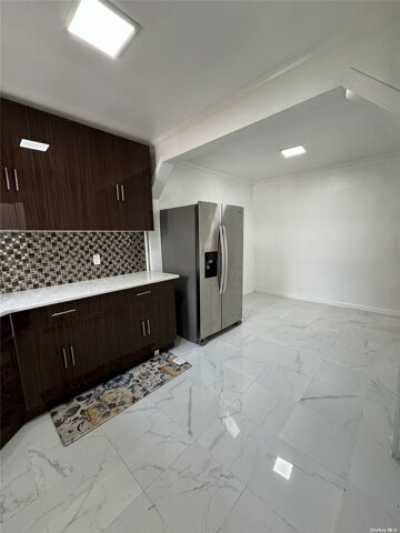 Home For Sale in Valley Stream, New York