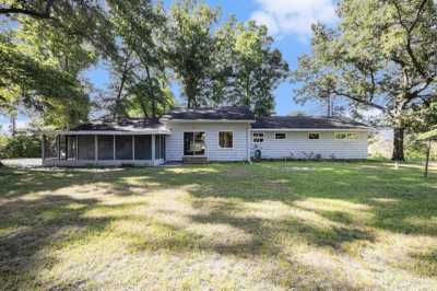 Home For Sale in Dowagiac, Michigan