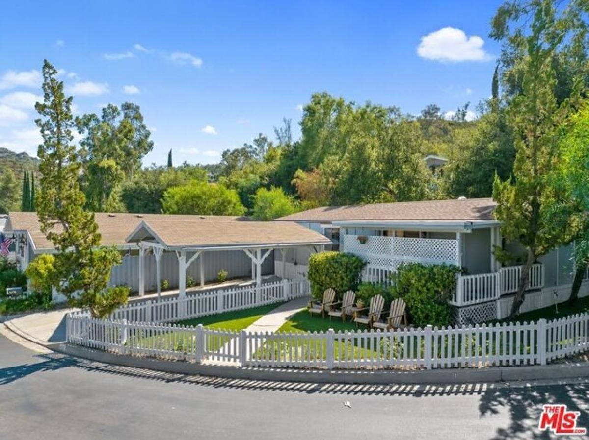 Picture of Home For Sale in Calabasas, California, United States
