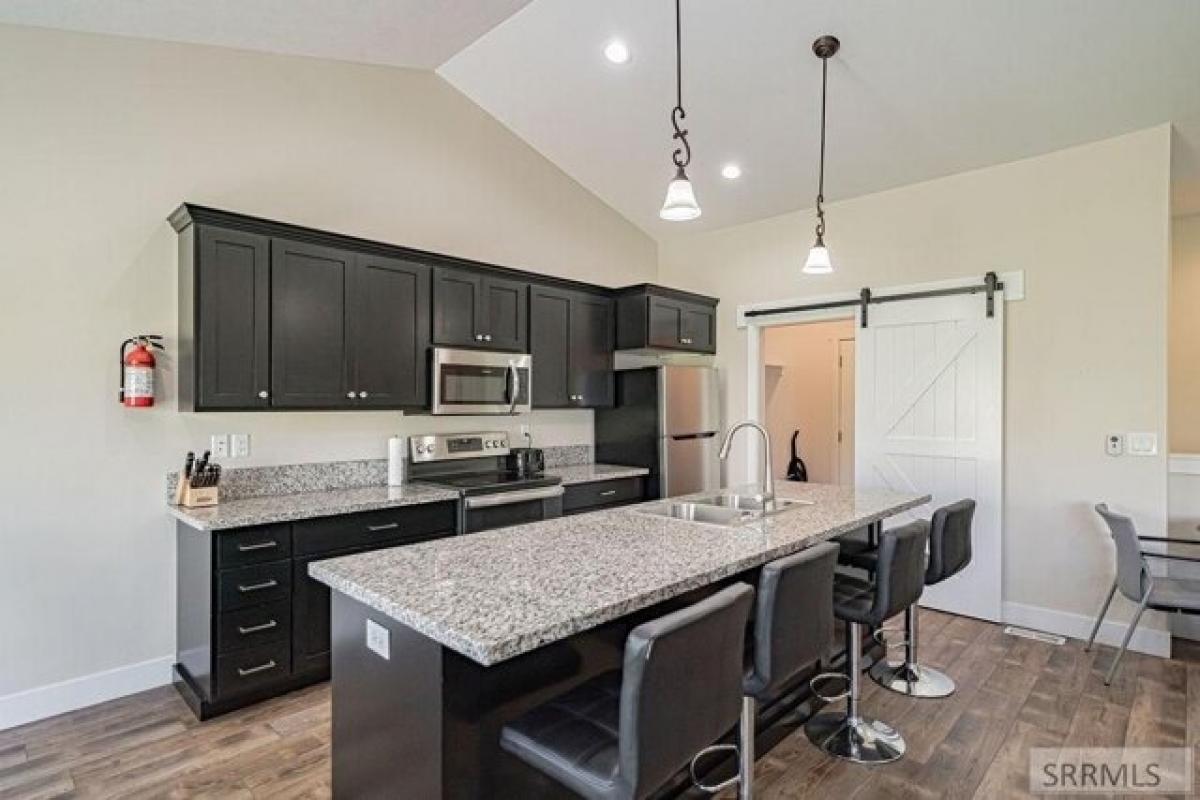 Picture of Home For Sale in Rexburg, Idaho, United States