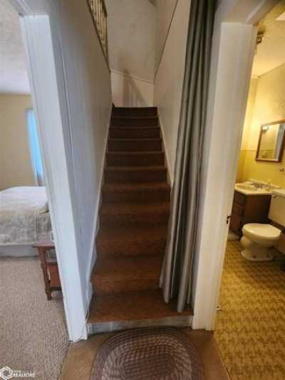 Home For Sale in Knoxville, Iowa