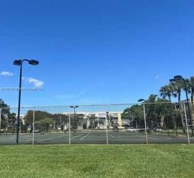 Home For Rent in Lauderdale Lakes, Florida