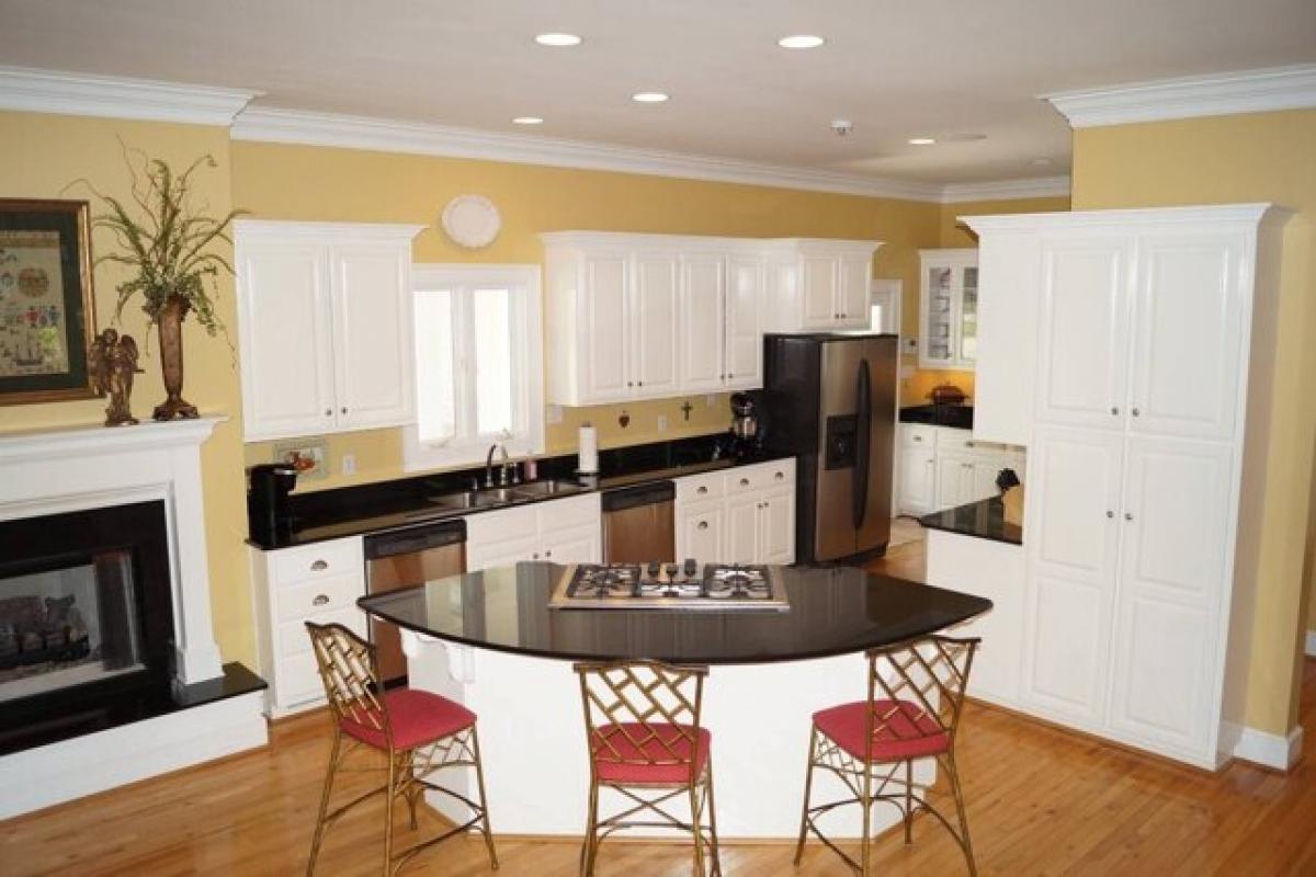 Picture of Home For Sale in Jackson, Alabama, United States