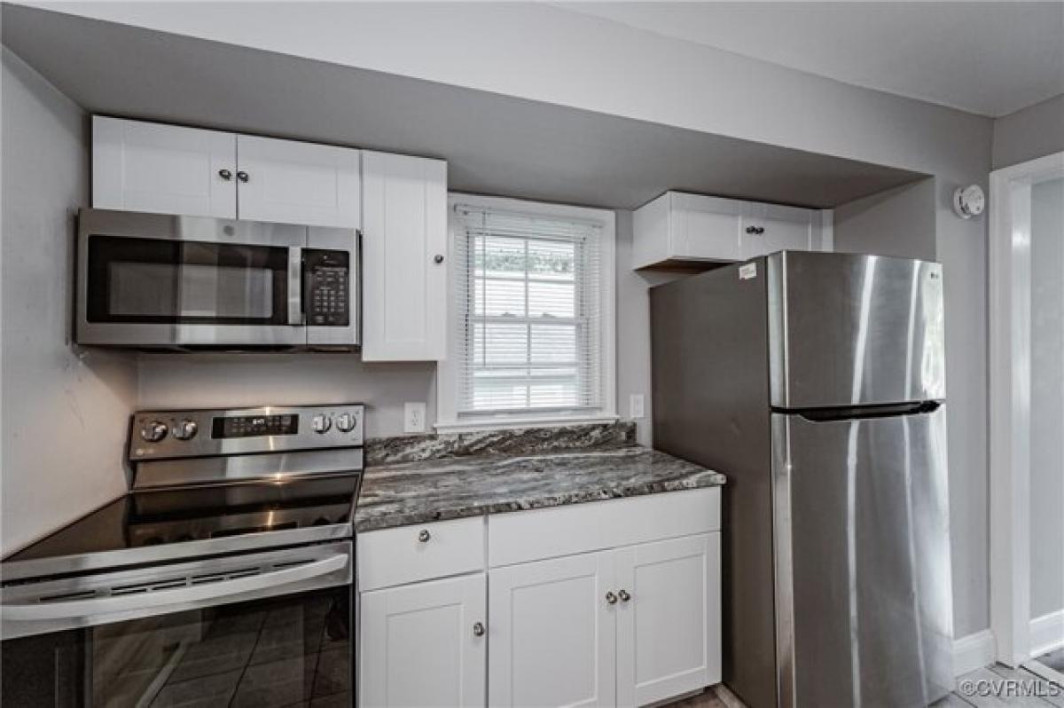 Picture of Home For Sale in Warsaw, Virginia, United States