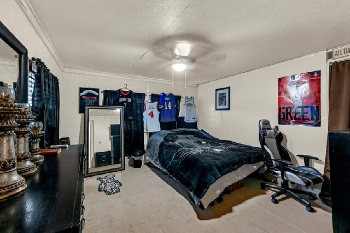 Picture of Home For Sale in Bacliff, Texas, United States