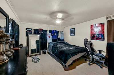 Home For Sale in Bacliff, Texas