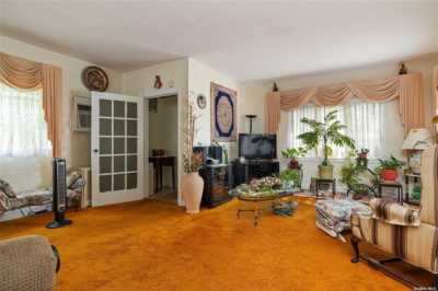 Home For Sale in Laurelton, New York
