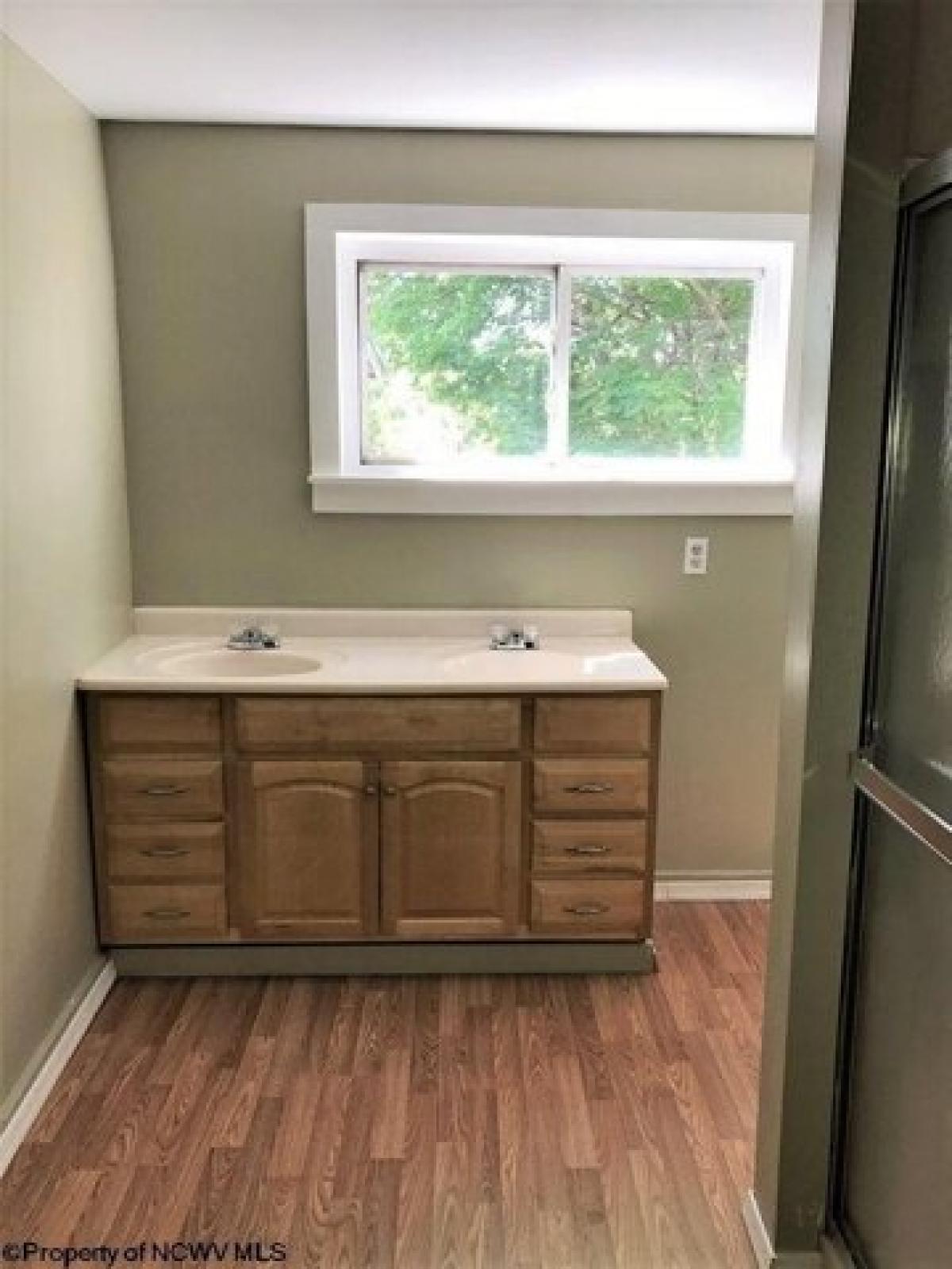 Picture of Home For Sale in Davis, West Virginia, United States