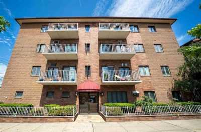 Home For Sale in Bayonne, New Jersey