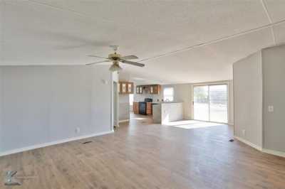 Home For Sale in Tye, Texas