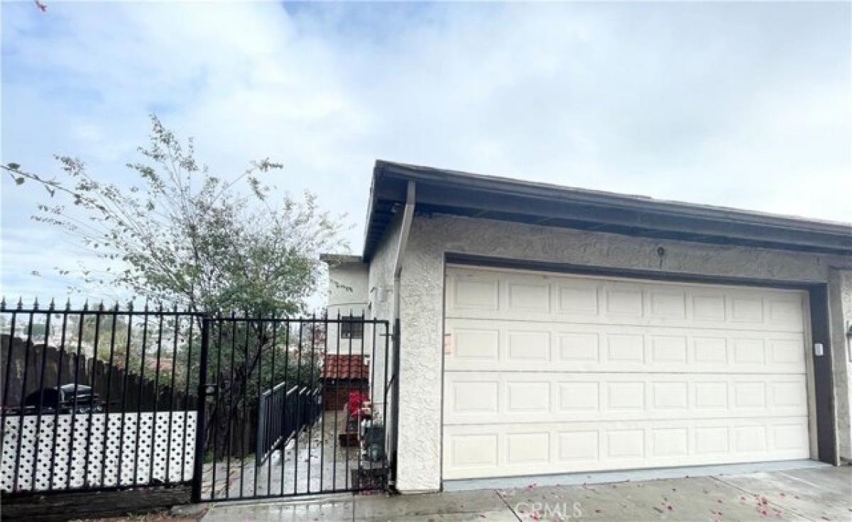 Picture of Home For Sale in Monterey Park, California, United States