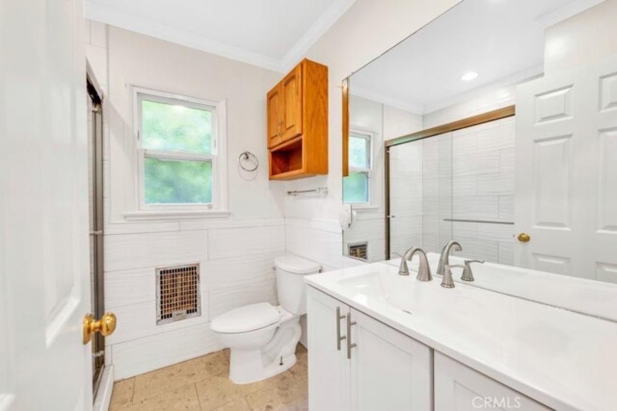 Picture of Home For Rent in Northridge, California, United States