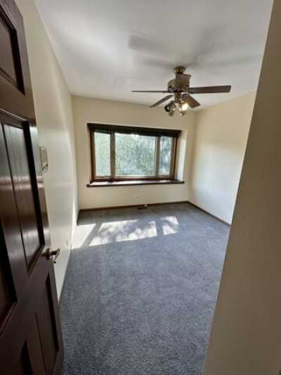 Home For Rent in Mount Prospect, Illinois