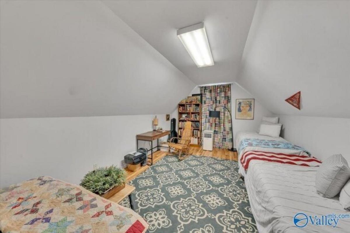 Picture of Home For Sale in Albertville, Alabama, United States