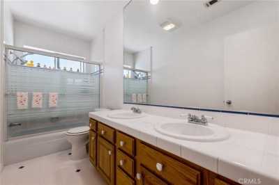 Home For Rent in Northridge, California