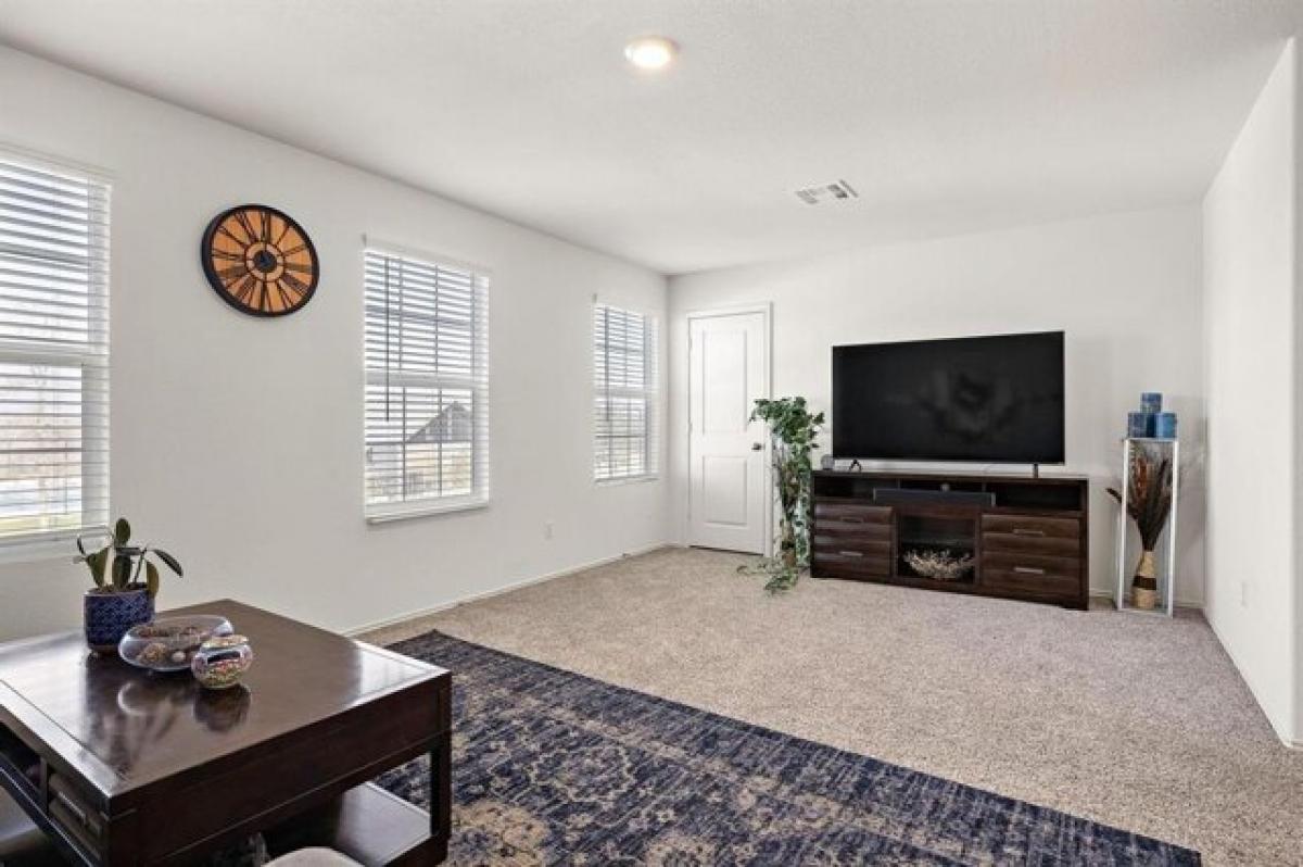 Picture of Home For Rent in Elgin, Texas, United States