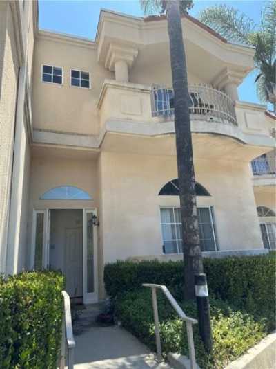 Home For Rent in Calabasas, California