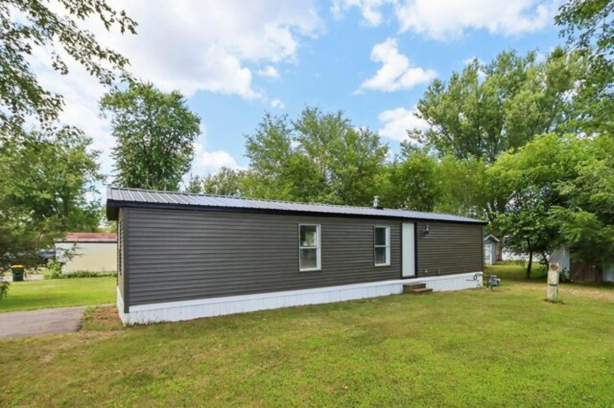 Picture of Home For Sale in Sauk City, Wisconsin, United States