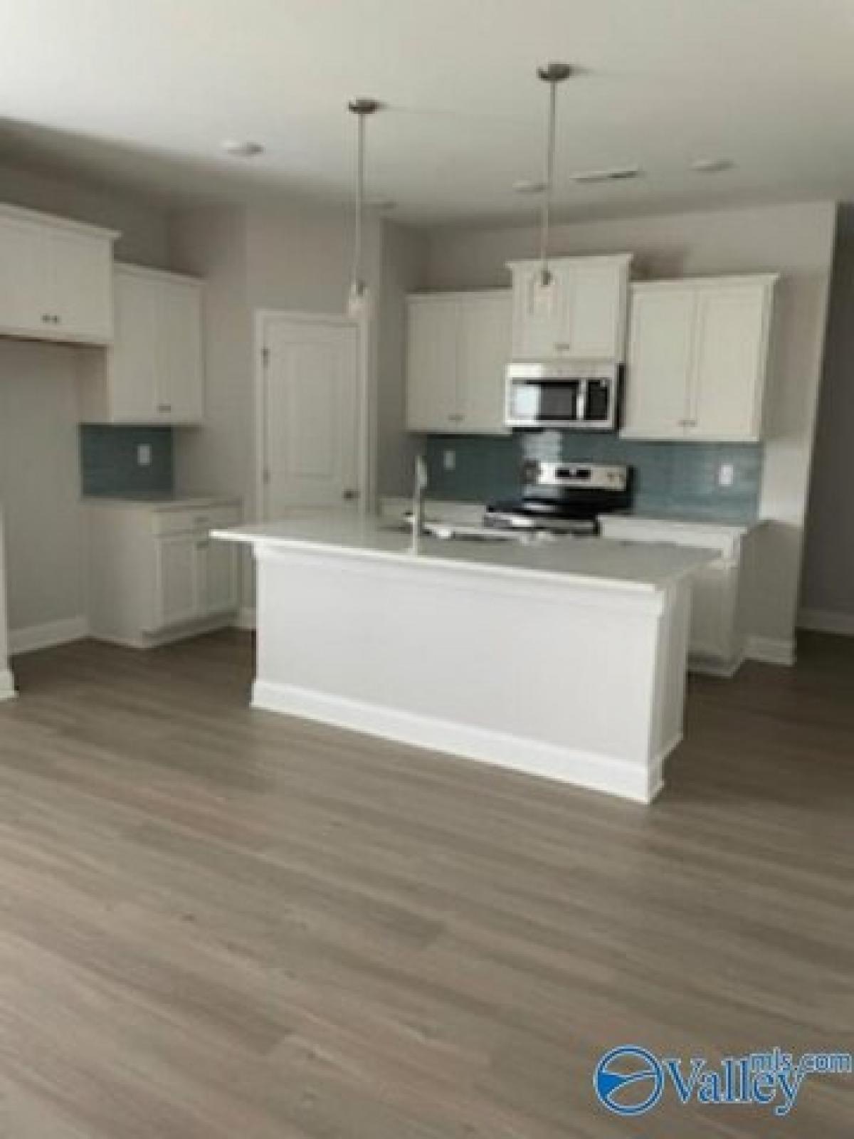 Picture of Home For Rent in Owens Cross Roads, Alabama, United States