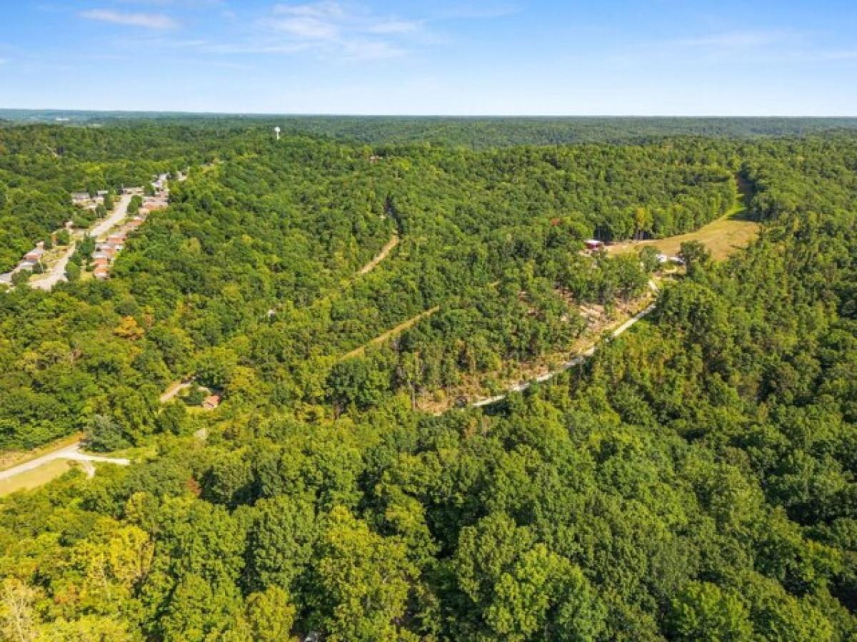 Picture of Residential Land For Sale in Ashland City, Tennessee, United States