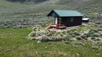 Home For Sale in Mackay, Idaho