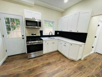 Apartment For Rent in 