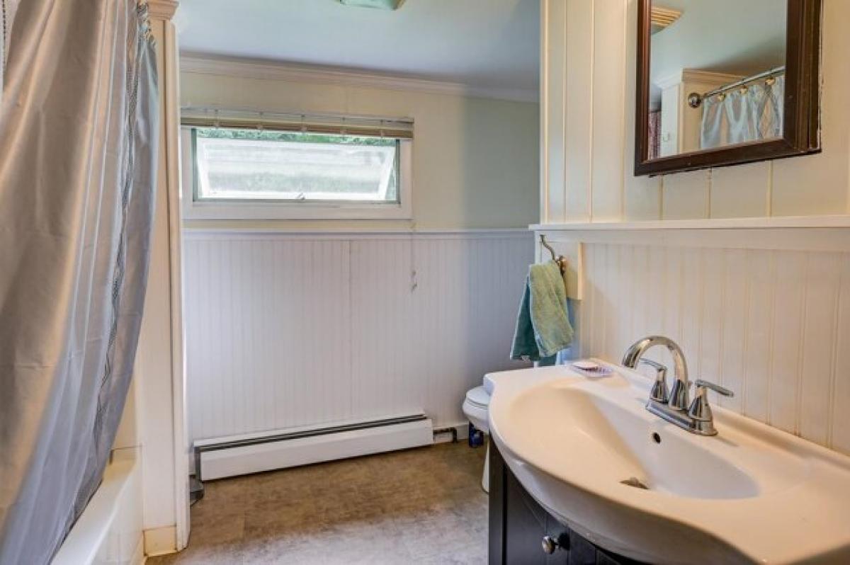 Picture of Home For Sale in Conway, New Hampshire, United States