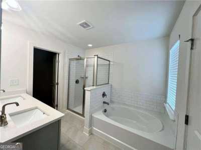 Home For Rent in Auburn, Georgia