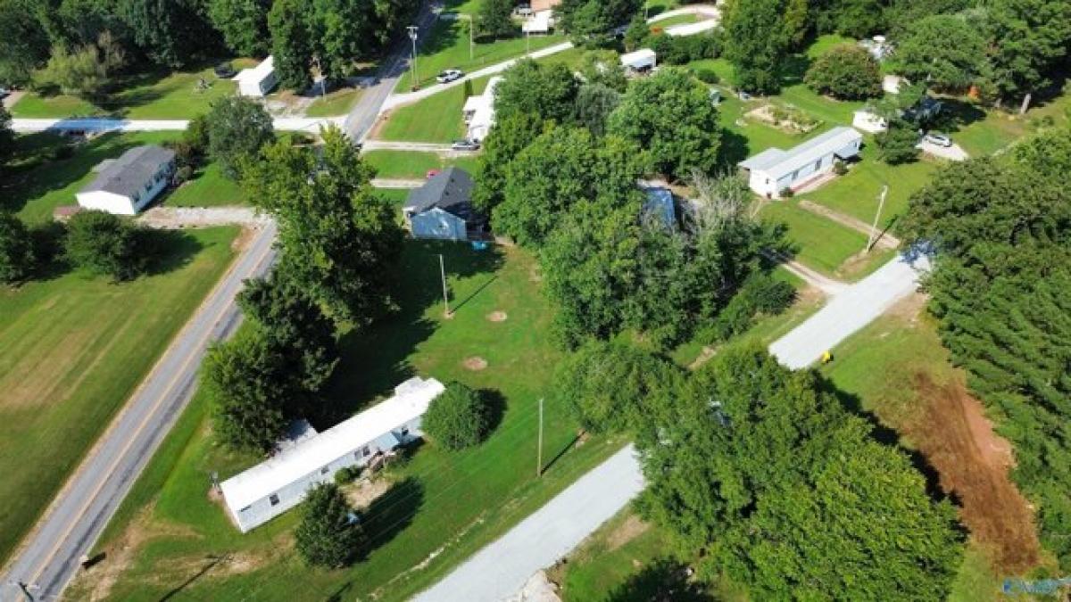 Picture of Home For Sale in Elkmont, Alabama, United States