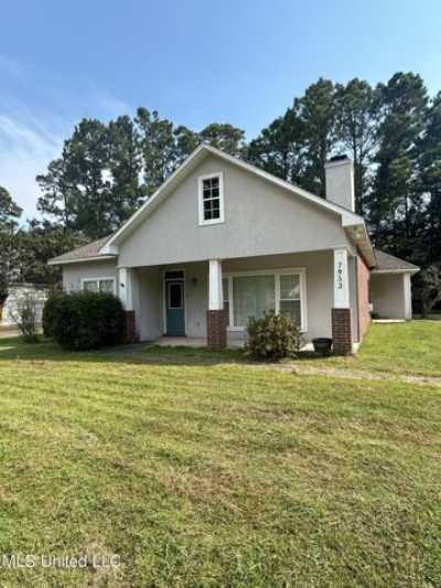 Home For Sale in Gautier, Mississippi