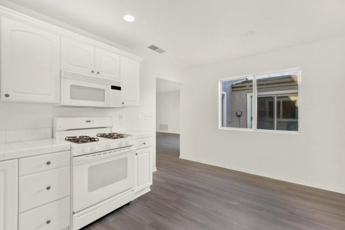 Picture of Home For Sale in Solana Beach, California, United States