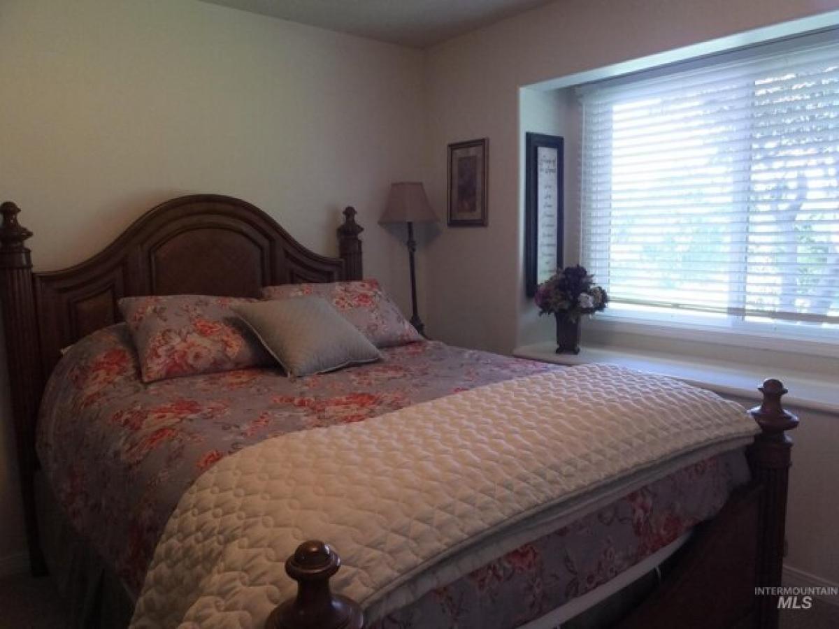 Picture of Home For Sale in Emmett, Idaho, United States