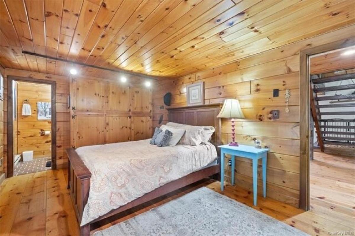 Picture of Home For Sale in Ancram, New York, United States