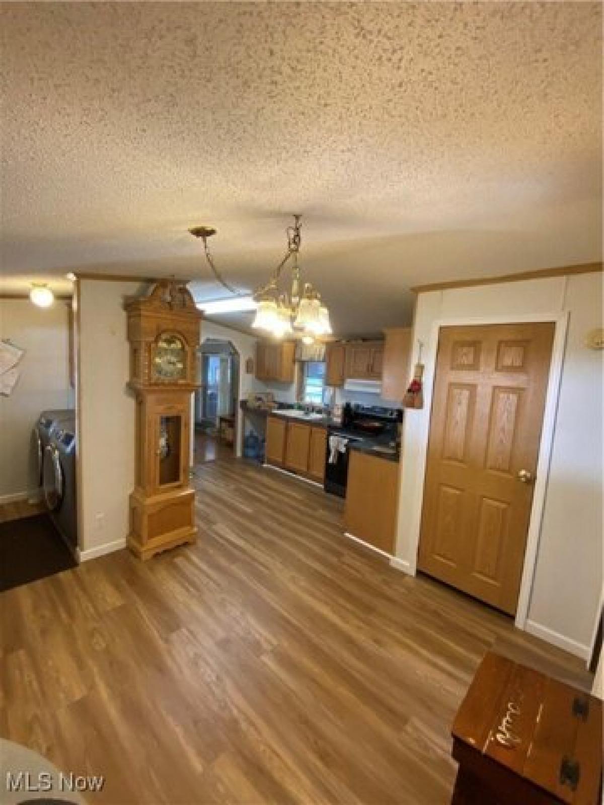 Picture of Home For Sale in West Lafayette, Ohio, United States