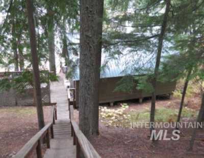 Home For Sale in Coolin, Idaho