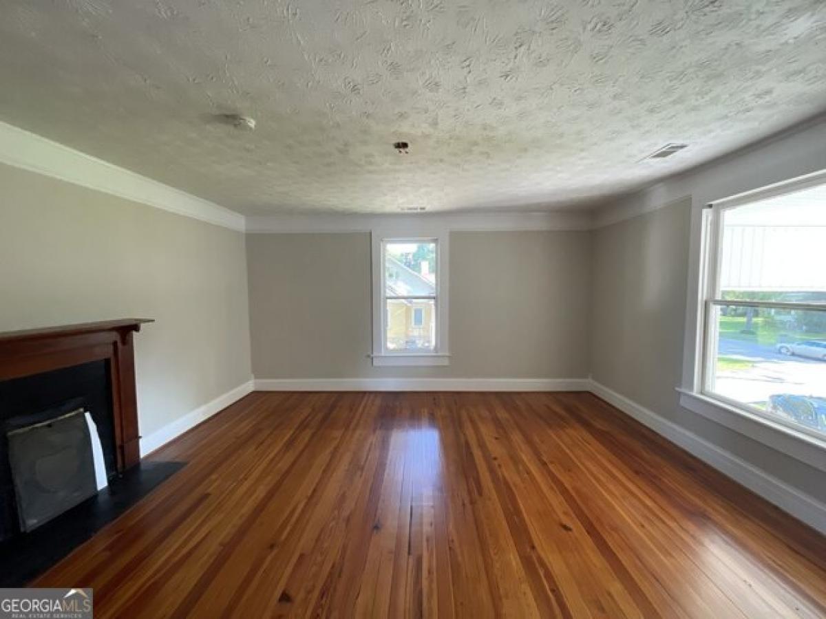 Picture of Home For Sale in Mansfield, Georgia, United States