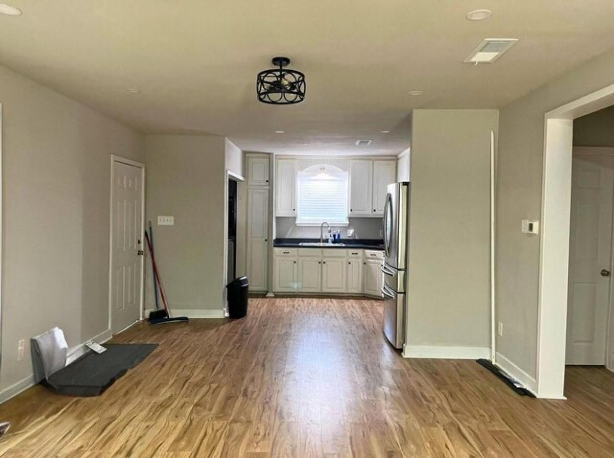 Picture of Home For Sale in Gainesville, Texas, United States