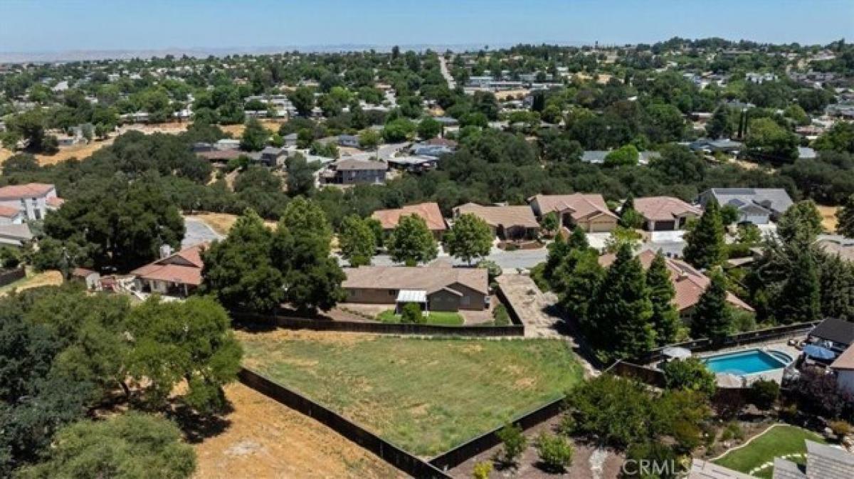 Picture of Residential Land For Sale in Paso Robles, California, United States